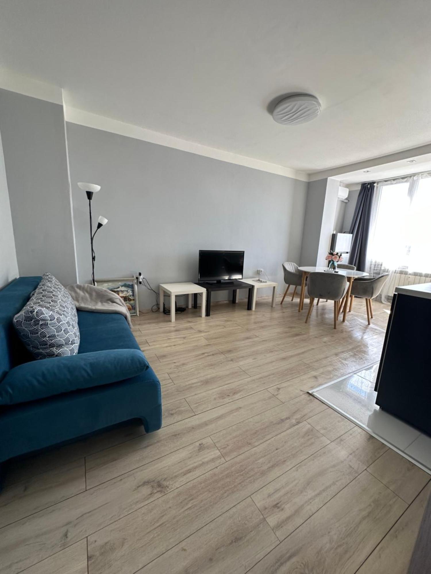 Rose's , Mountain View, Self Check-in, Close To Metro, Park, Stores, Family-friendly Apartemen